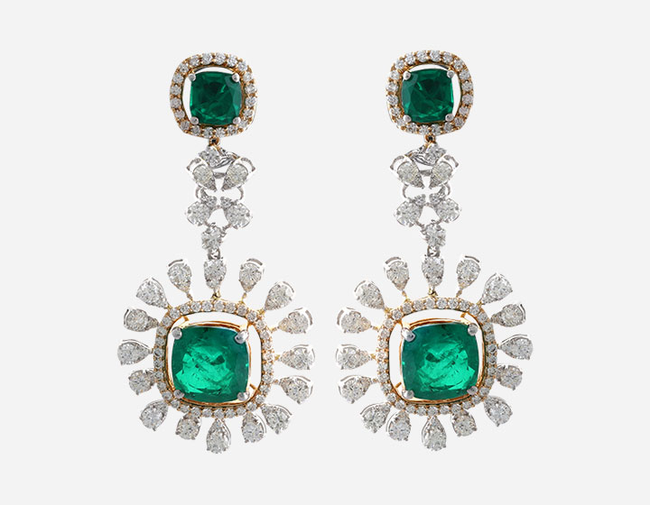 Emerald Bloom Necklace